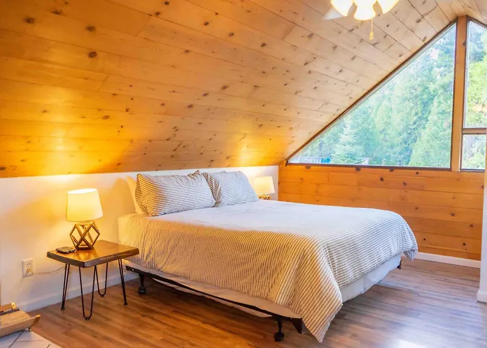 Multi-Family Mountain Getaway