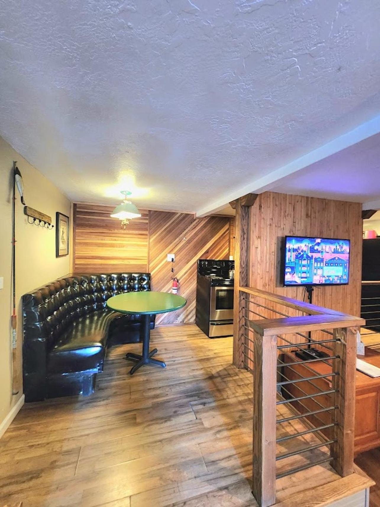 Multi-family Mountain Getaway Holiday home *