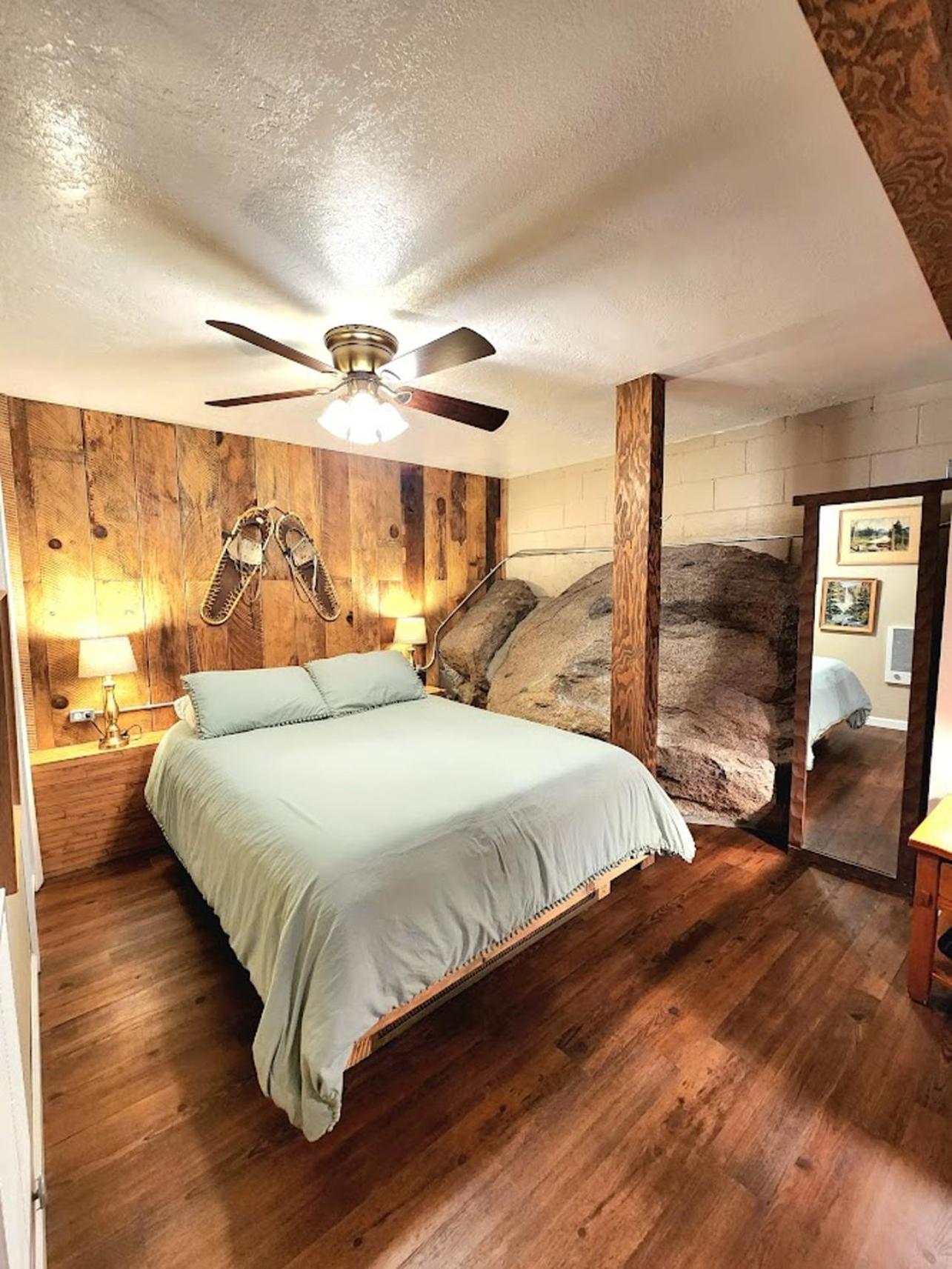 Multi-family Mountain Getaway * Shaver Lake