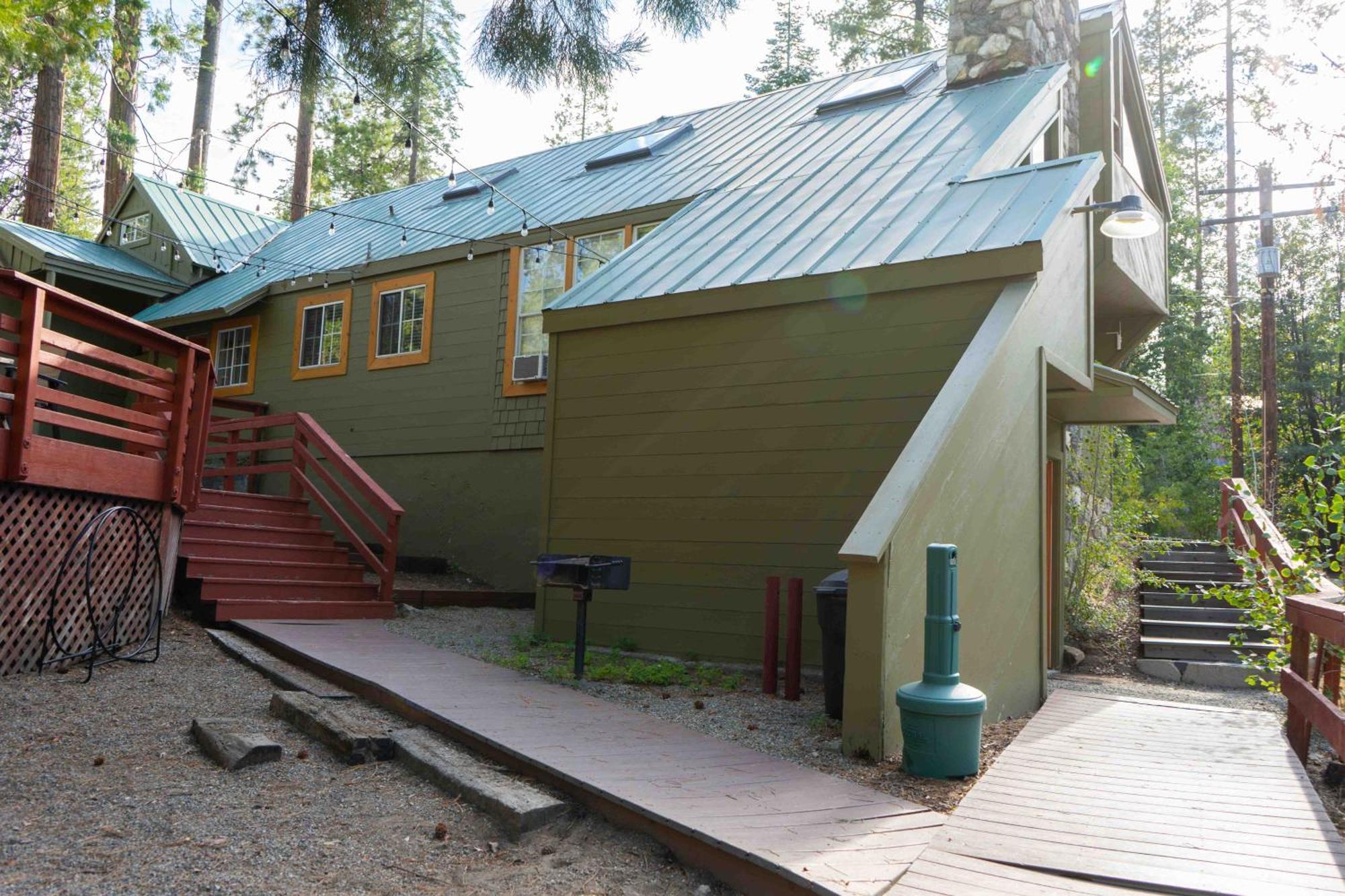 Multi-family Mountain Getaway
